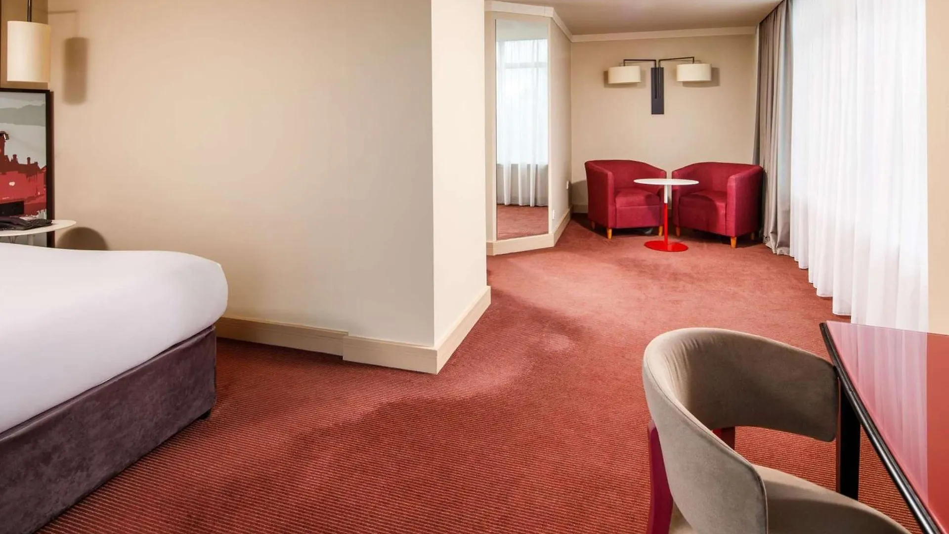 Sunday Cardiff Holland House & Spa Classic Double Hotel