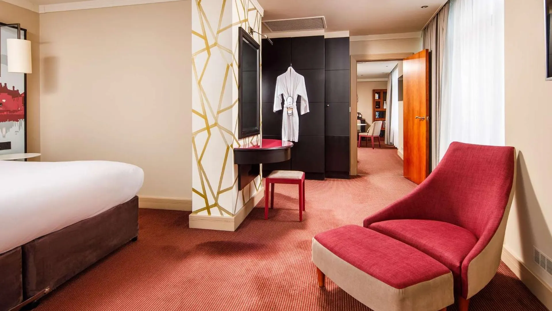 Sunday Cardiff Holland House & Spa Classic Double Hotel